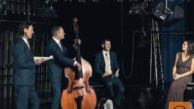 4 to the bar